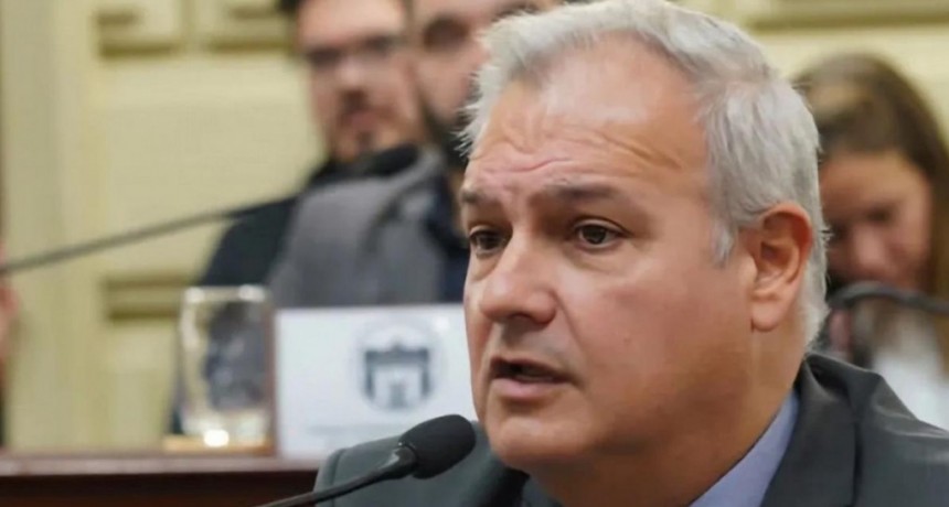 Pablo Far&iacute;as: "No est&aacute; en discusi&oacute;n la validez de la ley"