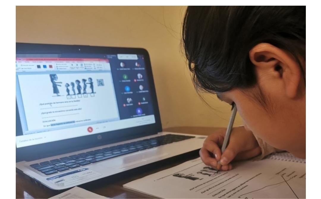 "Quedate": nueva convocatoria para alumnos que deben material del secundario