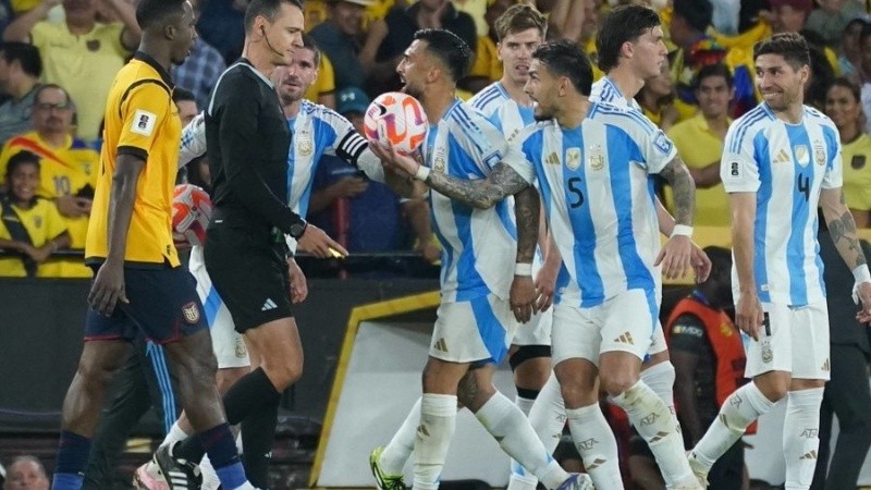 Argentina no tuvo un buen partido y cayó 1 a 0 ante Ecuador en el cierre de las eliminatorias