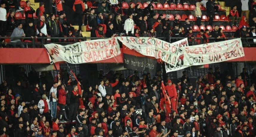 Col&oacute;n se hunde en el fondo de tabla: el club que fue campe&oacute;n hace cuatro a&ntilde;os, tiene chances de descender a la B Metropolitana