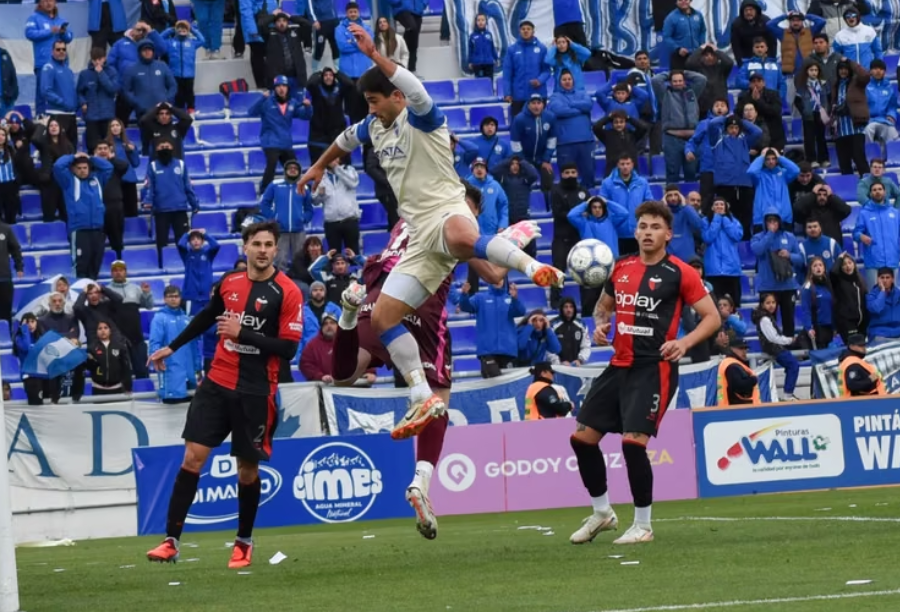 Col&oacute;n cay&oacute; en Mendoza con pol&eacute;mica