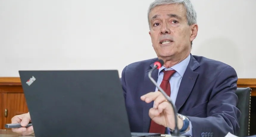 Crece el d&eacute;ficit fiscal en Santa Fe