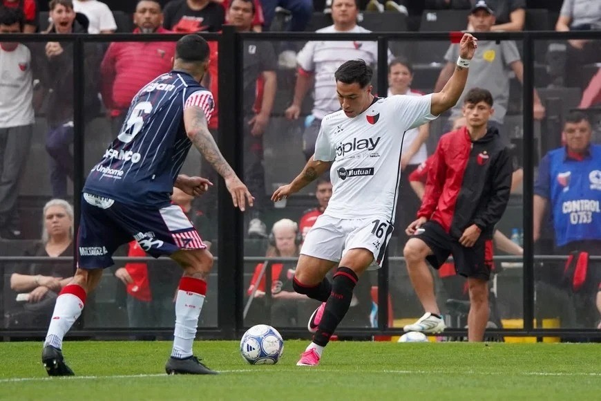 Col&oacute;n cort&oacute; la mala racha con una goleada