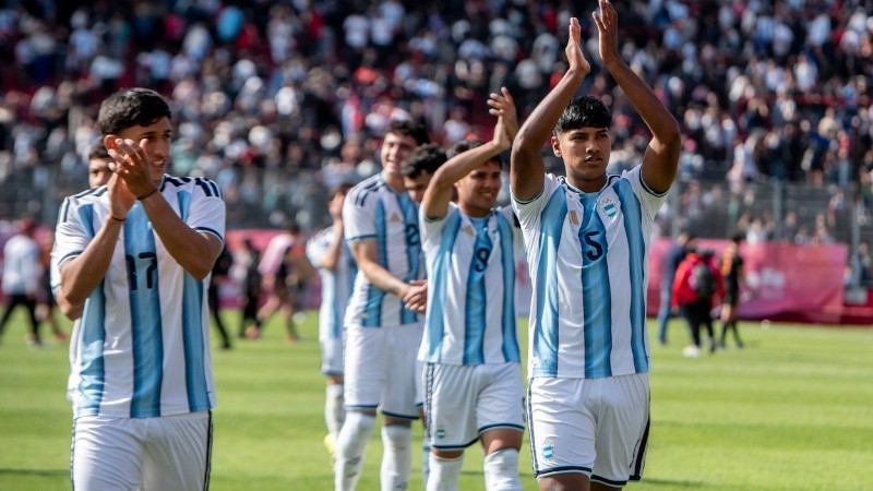 Juegos Suramericanos: la selecci&oacute;n argentina se enfrenta a Paraguay en el Coloso por la medalla dorada