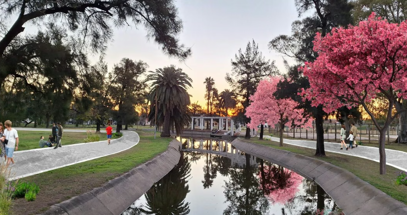 Renuevan el Parque Garay: piletones multiuso, pista e inversi&oacute;n millonaria