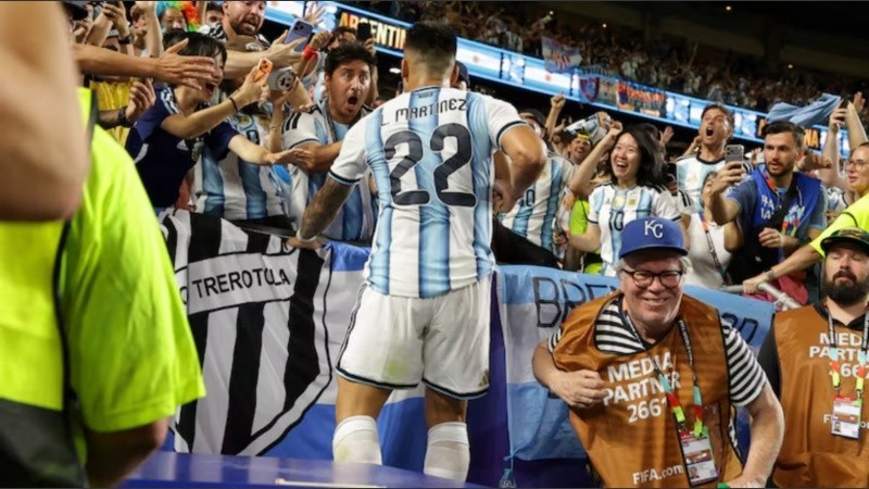 Comienza la era post-Messi: Argentina enfrenta a Bolivia en C&oacute;rdoba en el primer encuentro con los hinchas tras el Mundial