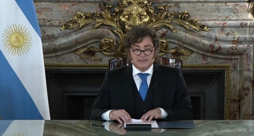 Milei anunci&oacute; proyectos para reforzar el reclamo argentino por Malvinas y la creaci&oacute;n de una base naval