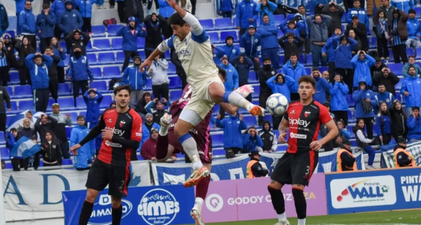 Col&oacute;n cay&oacute; en Mendoza con pol&eacute;mica