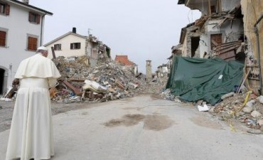 Visita sorpresa del papa Francisco a Amatrice