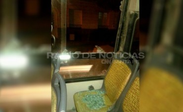 Rompió el vidrio de un colectivo de la LÃnea 9 y lo detuvieron