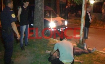 Parana: Dijo que "como no ten&iacute;a saldo en la tarjeta" el colectivero "lo tir&oacute; a la calle"