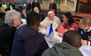 Se fugaron dos presos de Italia despu&eacute;s de comer con el Papa Francisco 