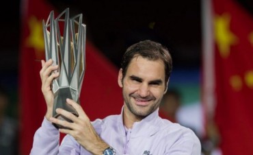 Federer venci&oacute; a Nadal y se qued&oacute; con el Master 1000 de Shanghai