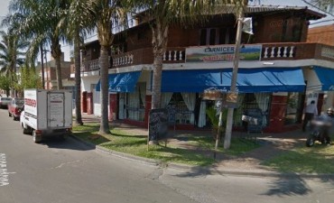 En media hora asaltaron tres comercios ubicados muy cerca unos de otros