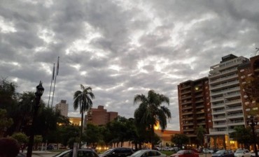 Comienzo de semana gris en la ciudad