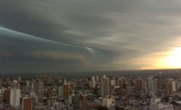 Dos alertas por tormentas fuertes que abarcan toda la provincia