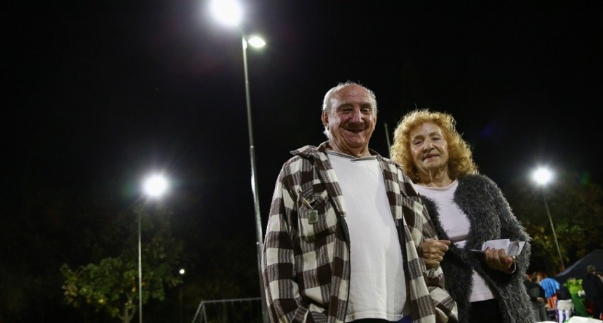 Comenz&oacute; la obra de alumbrado led en el barrio Nueva Pompeya