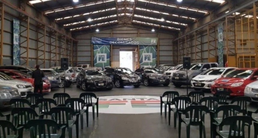 Subastar&aacute;n autos incautados a delincuentes en Rosario