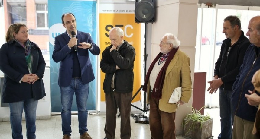 Rindieron homenaje al escritor Juan Jos&eacute; Saer