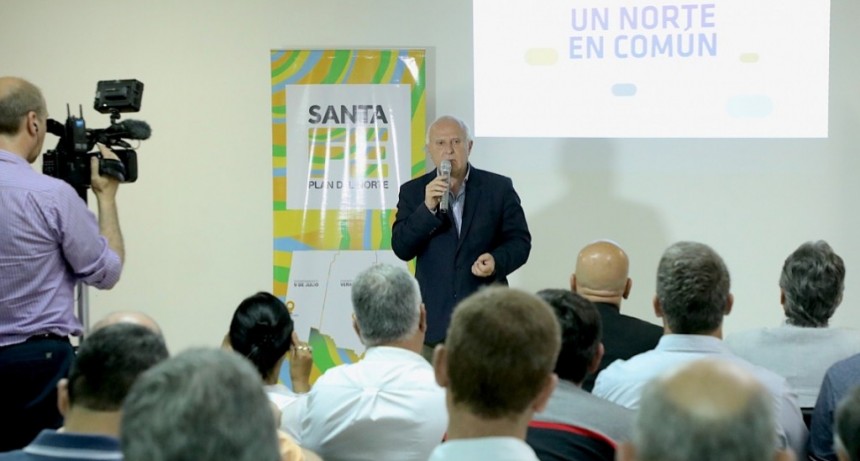 Lifschitz present&oacute; el proyecto de ley del Plan del Norte