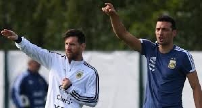 Con el regreso de Messi, Scaloni anuncia la lista para la &uacute;ltima fecha FIFA del a&ntilde;o