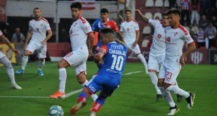 Luego de ir perdiendo 2 a 0, Uni&oacute;n se lo empat&oacute; en el final a independiente