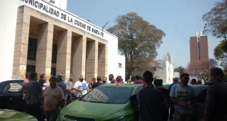 La Municipalidad de Santa Fe pedir&aacute; a Uber que frene su actividad
