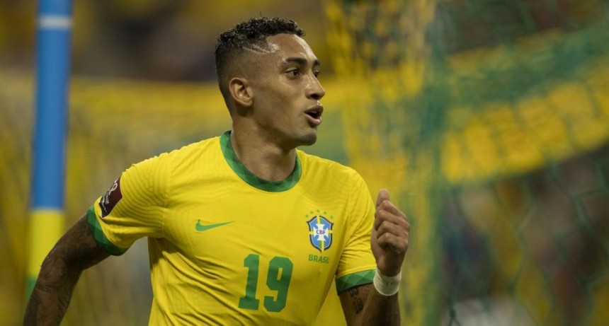 Brasil no tiene freno: venció a Uruguay por 4-1