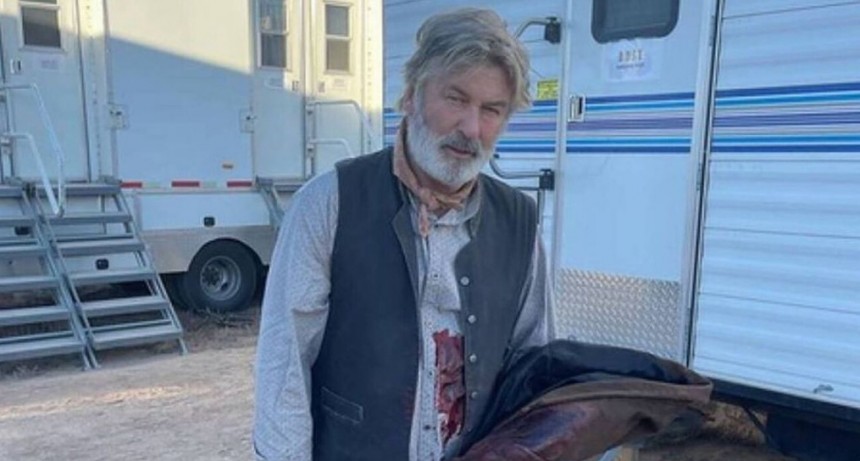 Alec Baldwin mat&oacute; a una mujer en el rodaje de un filme