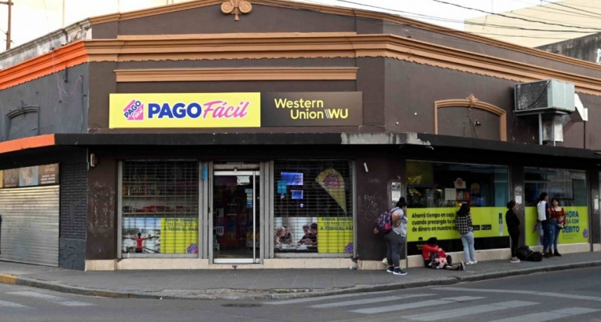 Microcentro : Millonario robo en el Pago F&aacute;cil de 9 de julio esquina Mendoza