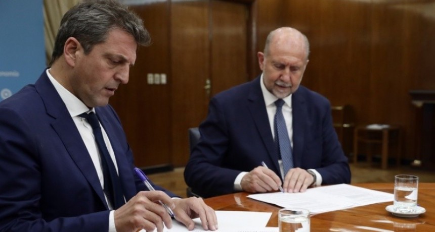 Perotti y Massa firmaron el acuerdo sobre el pago de la deuda hist&oacute;rica