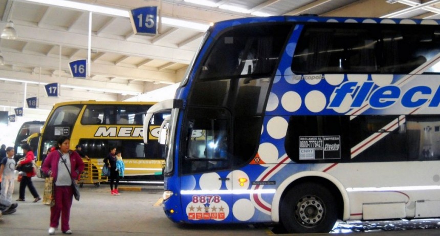 Fijan un paro nacional de transporte para el 8 de noviembre