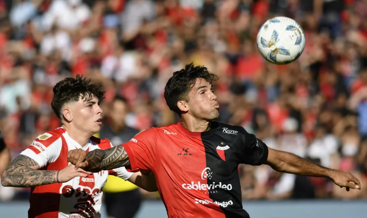 Colón y Unión empataron en un clásico clave por la permanencia