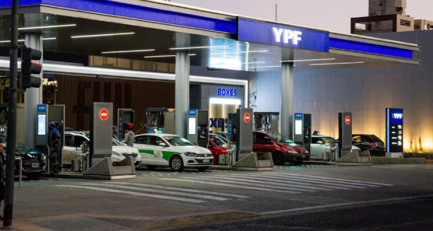 Despu&eacute;s de las elecciones, YPF aument&oacute; sus combustibles