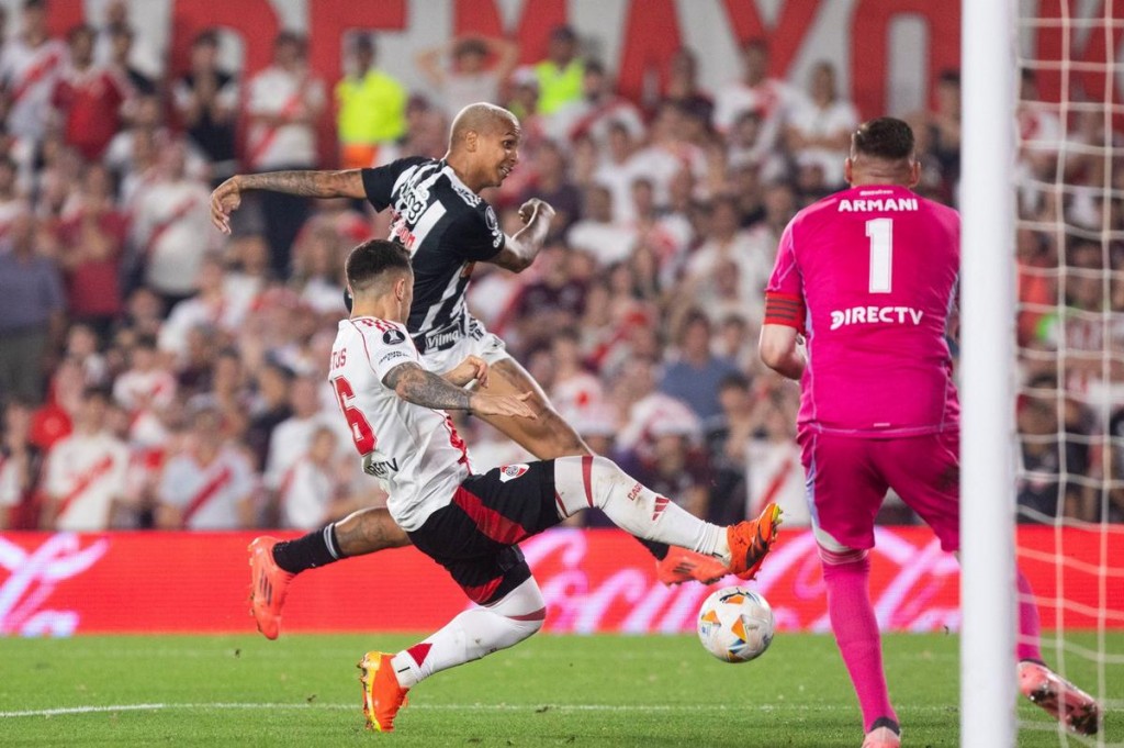 River no pudo lograr la hazaña y Mineiro avanzó a la final de la Libertadores