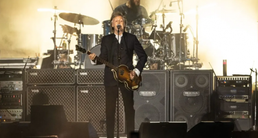 Paul McCartney emocion&oacute; a 70.000 personas con su show en River