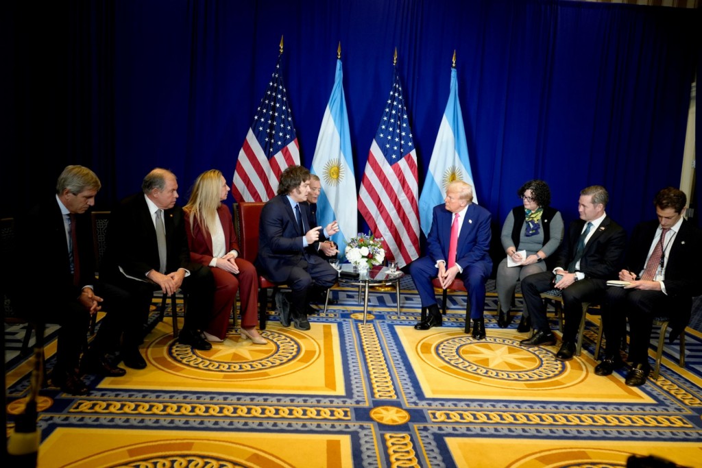 Javier Milei viajó a Estados Unidos y se reúne con Donald Trump en la Casa Blanca