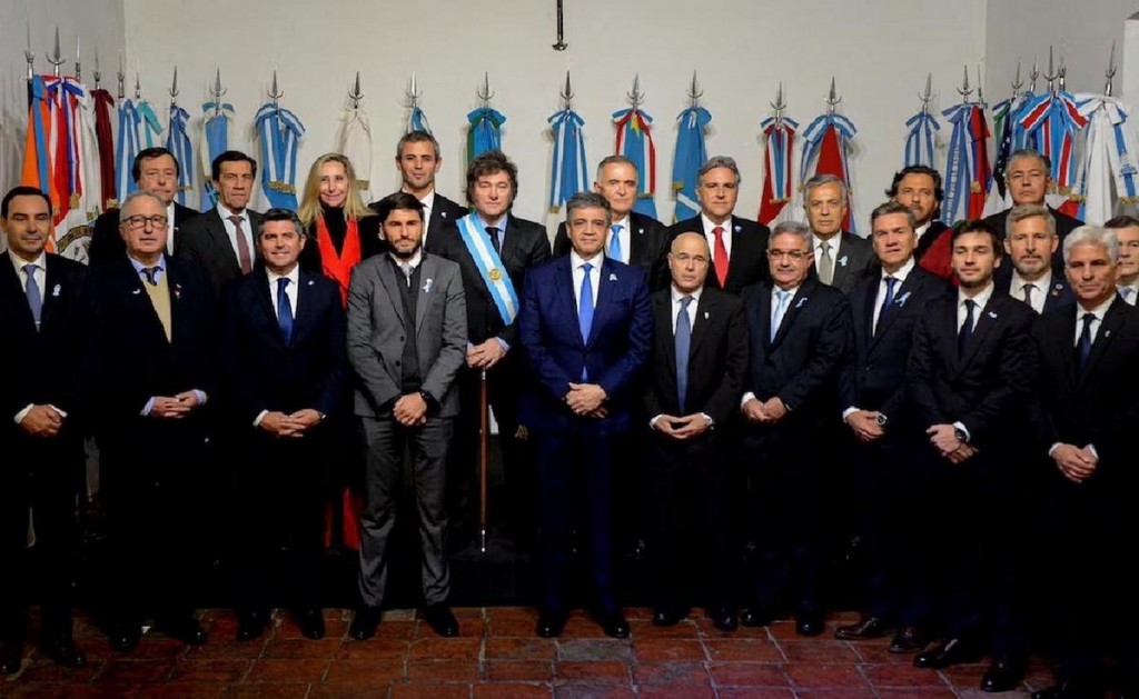 Milei recibirá este jueves al menos a 15 gobernadores para negociar reformas
