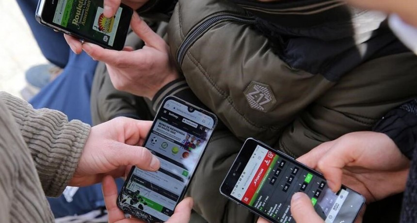 Alerta por 40 mil menores en apuestas online en Santa Fe