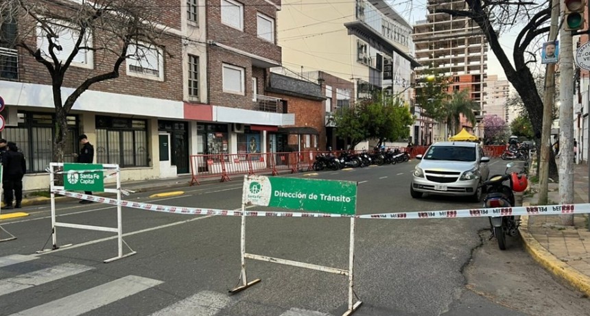 Podr&iacute;an habilitar el estacionamiento en ambas manos en 250 cuadras de Santa Fe