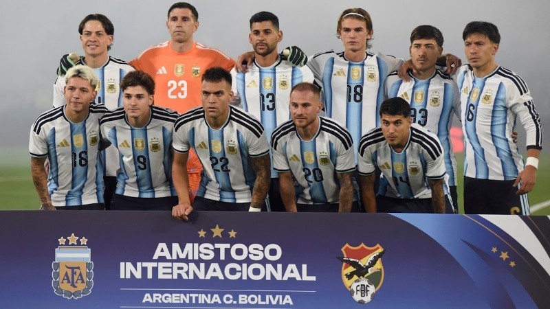La nueva Selecci&oacute;n naci&oacute; con una goleada: con muchas caras nuevas, Argentina aplast&oacute; a Bolivia en C&oacute;rdoba