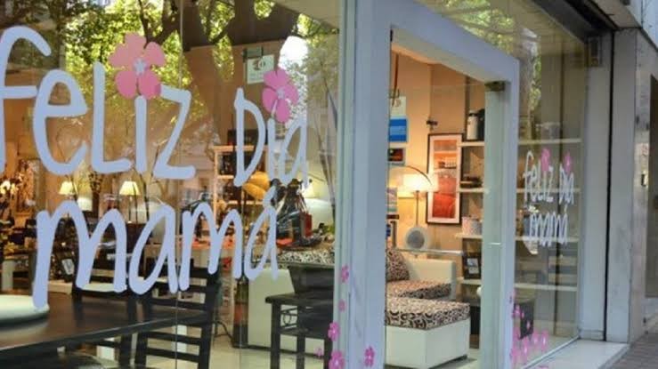 Ca&iacute;da del 1,4%: ventas por el D&iacute;a de la Madre acumularon cinco descensos consecutivos en los comercios minoristas