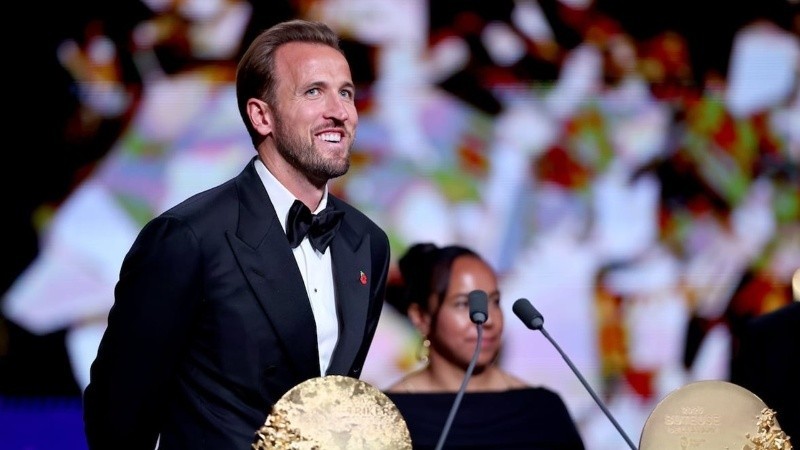 Harry Kane gan&oacute; el Bal&oacute;n de Oro 2026 y tambi&eacute;n se llev&oacute; el premio como m&aacute;ximo goleador de la temporada