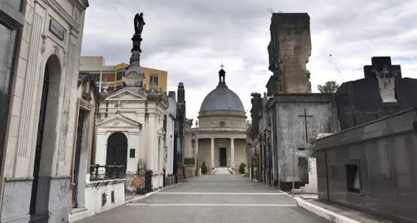 El Cementerio Municipal de Santa Fe modifica sus horarios de visita y servicios