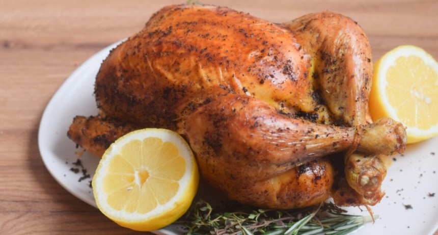 El pollo super&oacute; a la carne vacuna por primera vez en la historia en Argentina