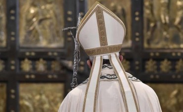 El papa Francisco extendi&oacute; el permiso especial para que los sacerdotes perdonen el aborto