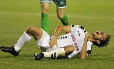 B&iacute;ttolo recibi&oacute; diez puntos de sutura en el pene tras una lesi&oacute;n