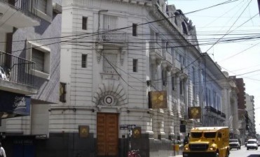 El lunes los bancos estar&aacute;n cerrados