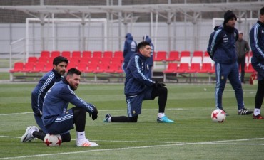 La selecci&oacute;n argentina realiz&oacute; su primera pr&aacute;ctica en Mosc&uacute;
