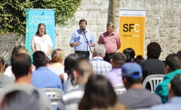Mil j&oacute;venes participaron del programa Escuelas de Trabajo